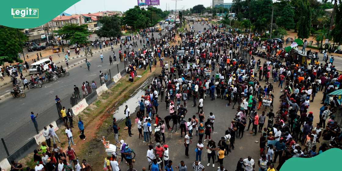 Protesters defy curfew, return to streets in Jigawa Protesters defy curfew, return to streets in Jigawa