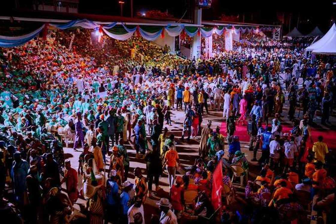 Takara a APC Takara a APC