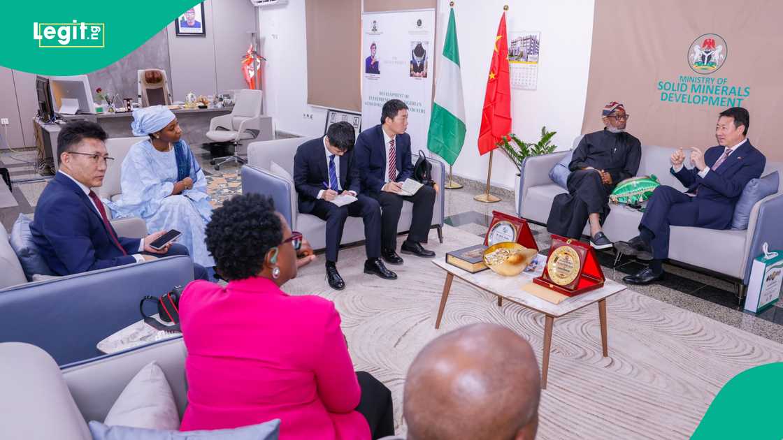 China Nigeria relations, electric vehicle factories Nigeria, solid minerals Nigeria, Dele Alake, Yu Dunhai, Nigeria mining sector, Tinubu Xi Jinping meeting China Nigeria relations, electric vehicle factories Nigeria, solid minerals Nigeria, Dele Alake, Yu Dunhai, Nigeria mining sector, Tinubu Xi Jinping meeting