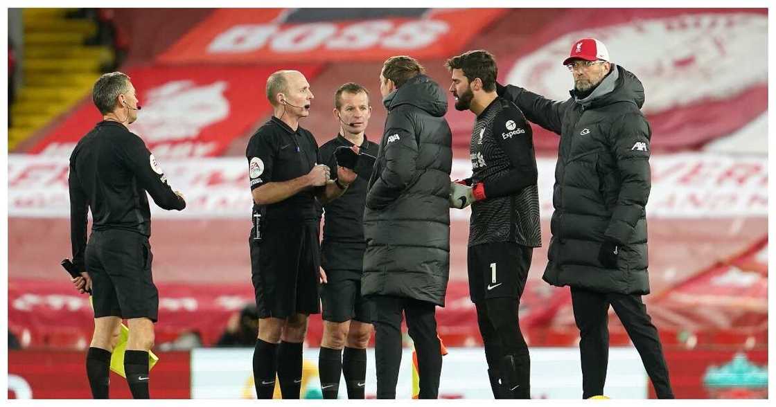 Jurgen Klopp, Sean Dyche in furious tunnel bust-up in Liverpool defeat