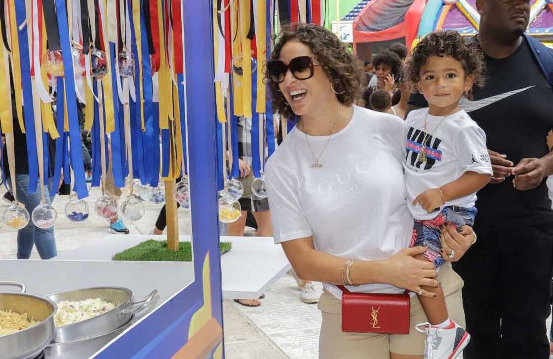 Nicole Tuck's age Nicole Tuck's age