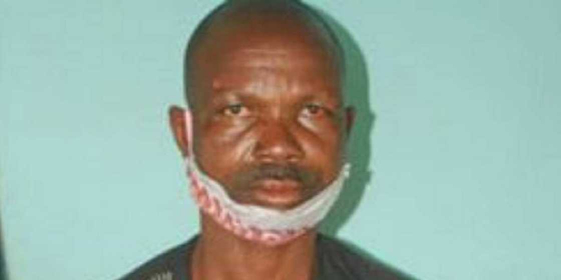 'Da yardarsu muke saduwa', in ji magidancin ya ya yi shekara bakwai yana zina da 'ya'yansa biyu 'Da yardarsu muke saduwa', in ji magidancin ya ya yi shekara bakwai yana zina da 'ya'yansa biyu