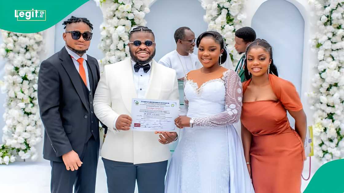 Man marries lady he met during NYSC who used to borrow his pen in CDS. Man marries lady he met during NYSC who used to borrow his pen in CDS.