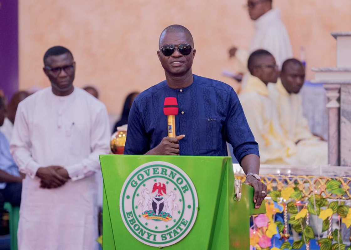 Gwamna Francis Ogbonna Nwifuru Gwamna Francis Ogbonna Nwifuru