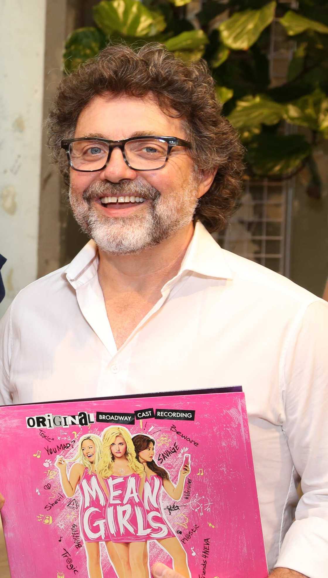 How tall is Jeff Richmond? How tall is Jeff Richmond?