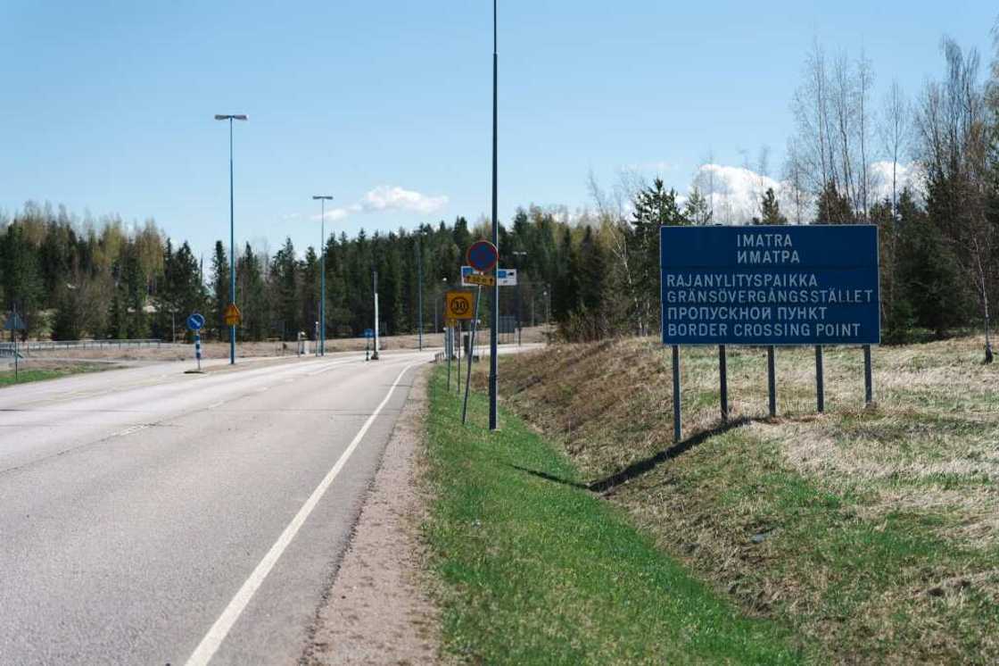 Finland plans a barbed-wire fence on its border with Russia Finland plans a barbed-wire fence on its border with Russia
