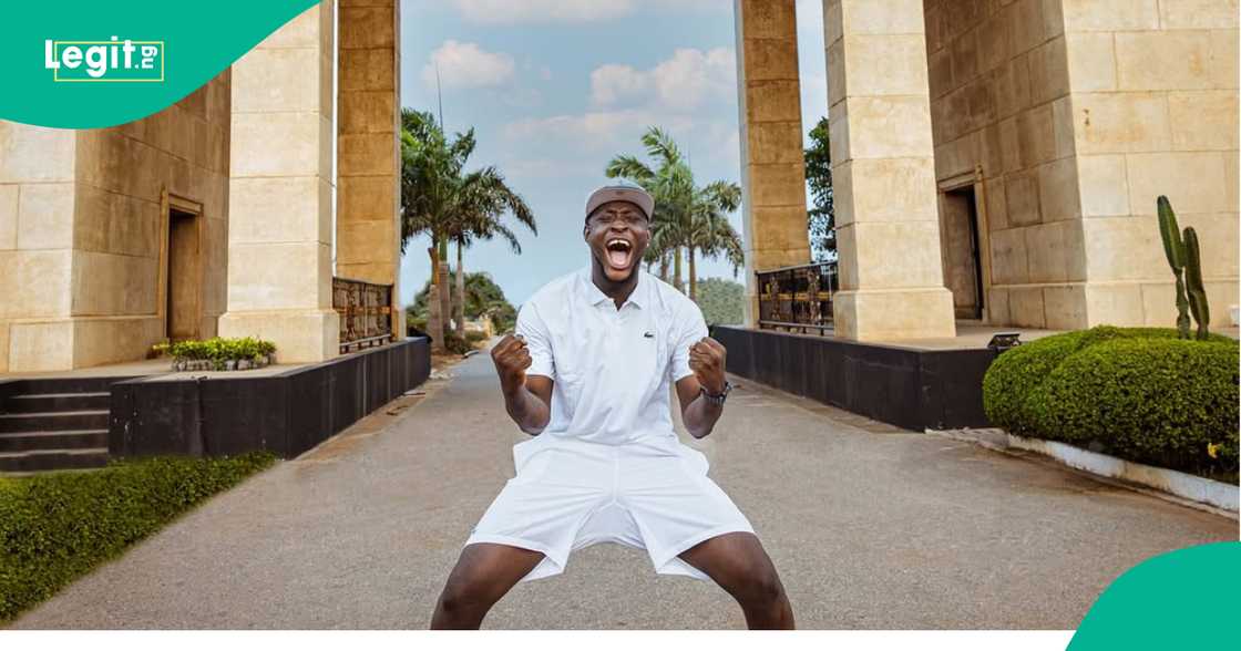 Fans blast carter Efe for insisting Wizkid is prideful. Fans blast carter Efe for insisting Wizkid is prideful.