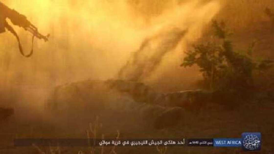 Kungiyar Boko Haram ta saki hotunan harin da ta kai a Maiduguri Kungiyar Boko Haram ta saki hotunan harin da ta kai a Maiduguri