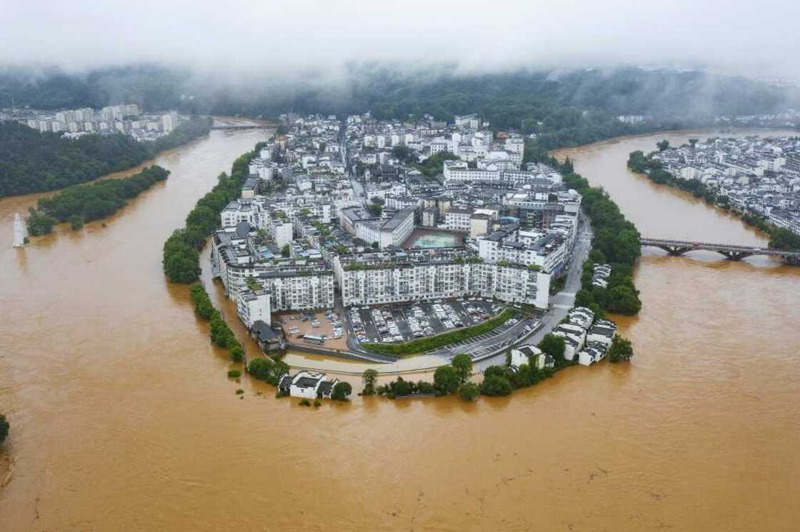 Parts of southern China have been hit by the heaviest rain in decades Parts of southern China have been hit by the heaviest rain in decades