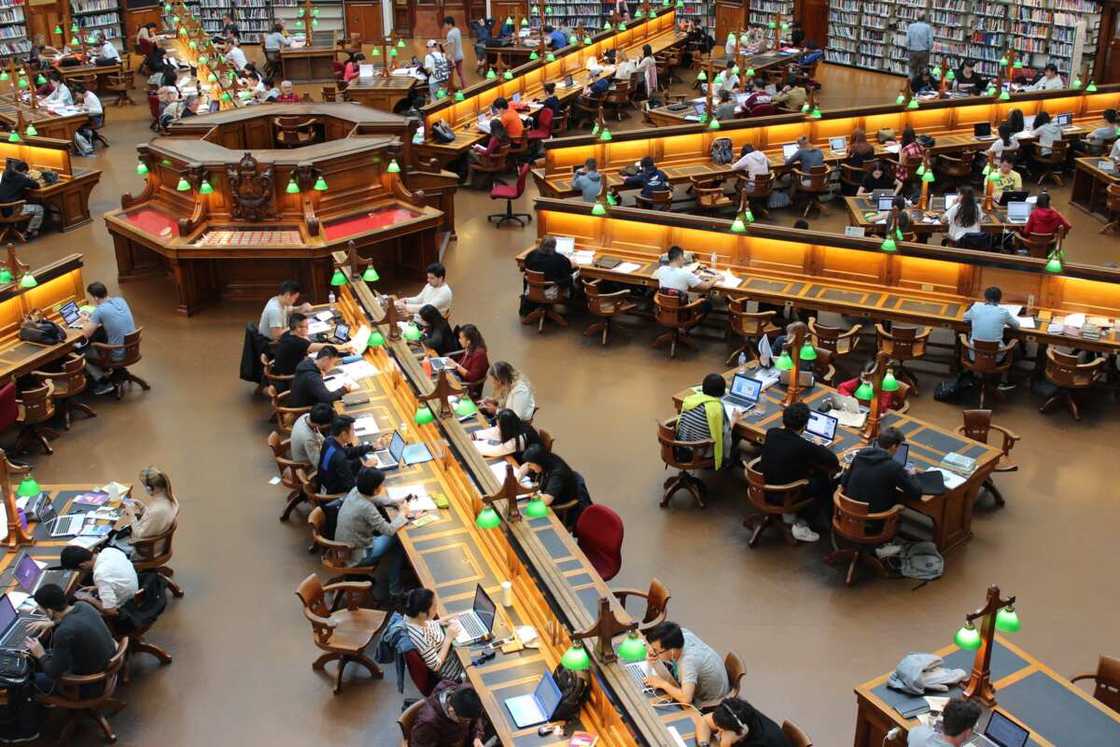 universities in canada without application fees universities in canada without application fees
