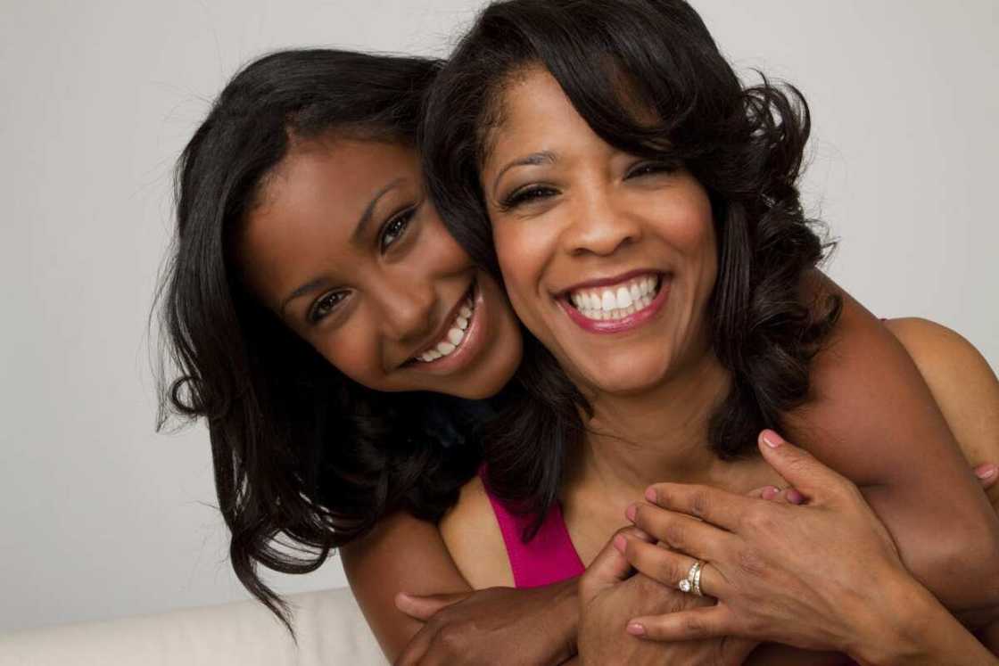 How to look younger than your age How to look younger than your age