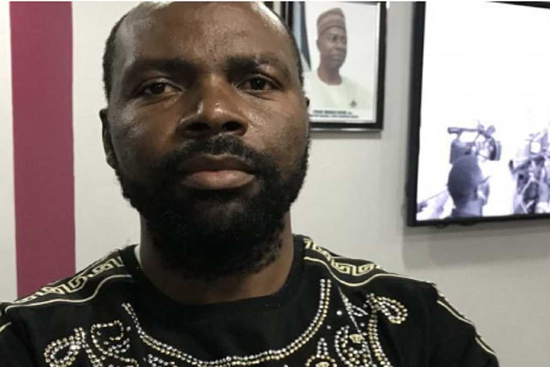 DSS ta kama wani da ke damfara da sunan shugaban maaikatan fadar Buhari DSS ta kama wani da ke damfara da sunan shugaban maaikatan fadar Buhari