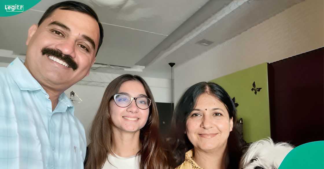 Law student who rescheduled her flight to celebrate her parents’ anniversary dies in plane crash. Law student who rescheduled her flight to celebrate her parents’ anniversary dies in plane crash.