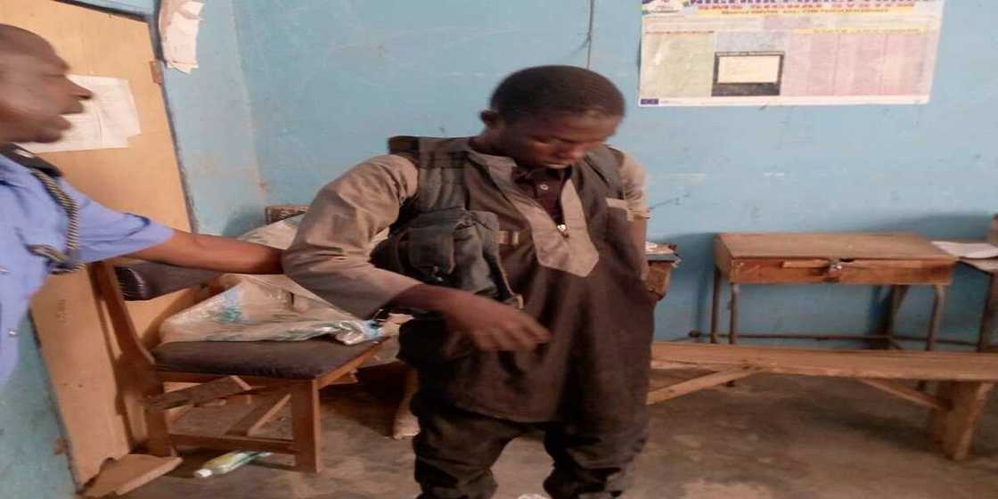 Operation Gama Aiki: Dakarun sojin sama sun damke barayin Shanu daga wata kasa (Hotuna) Operation Gama Aiki: Dakarun sojin sama sun damke barayin Shanu daga wata kasa (Hotuna)