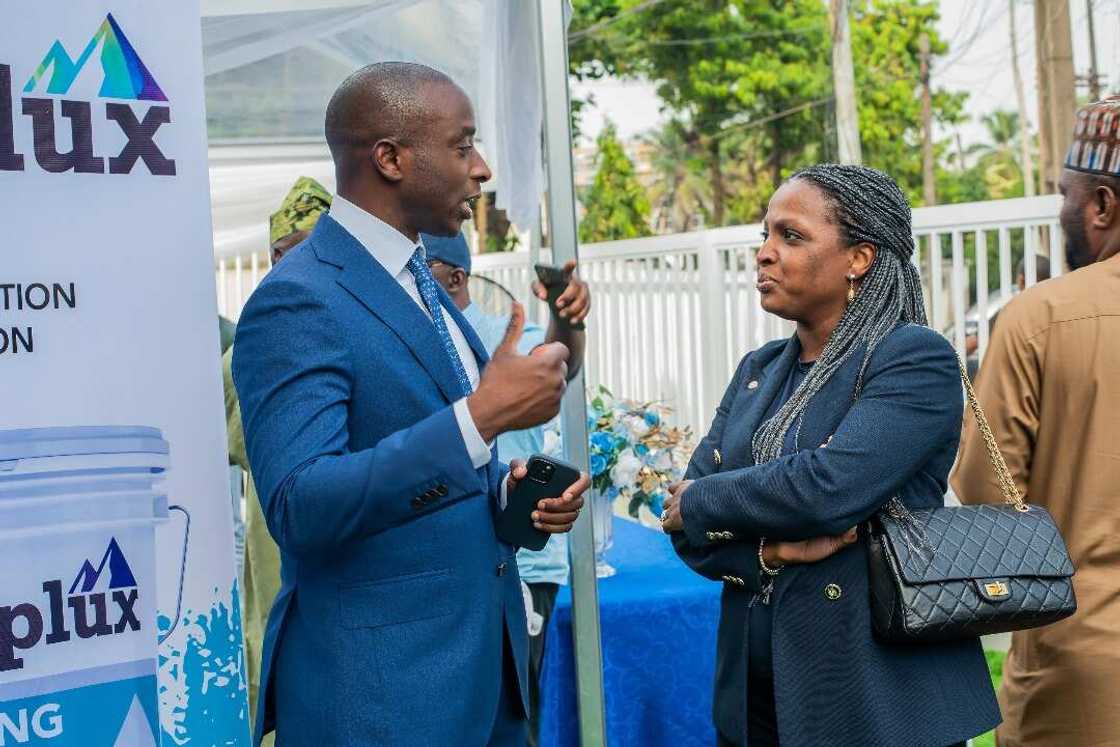 Dulux Ups the Paint Game with the New Premium Colour Centre at Victoria Island Dulux Ups the Paint Game with the New Premium Colour Centre at Victoria Island