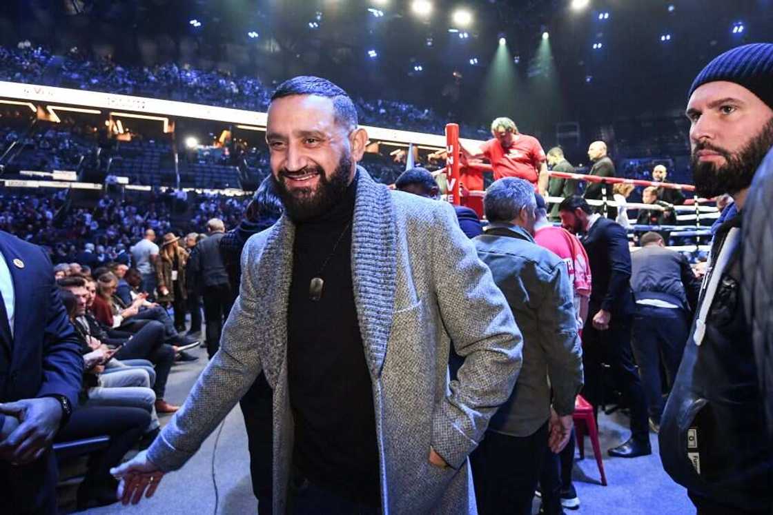 Touche pas à mon poste : l'audience de tpmp est-elle en baisse ? Touche pas à mon poste : l'audience de tpmp est-elle en baisse ?