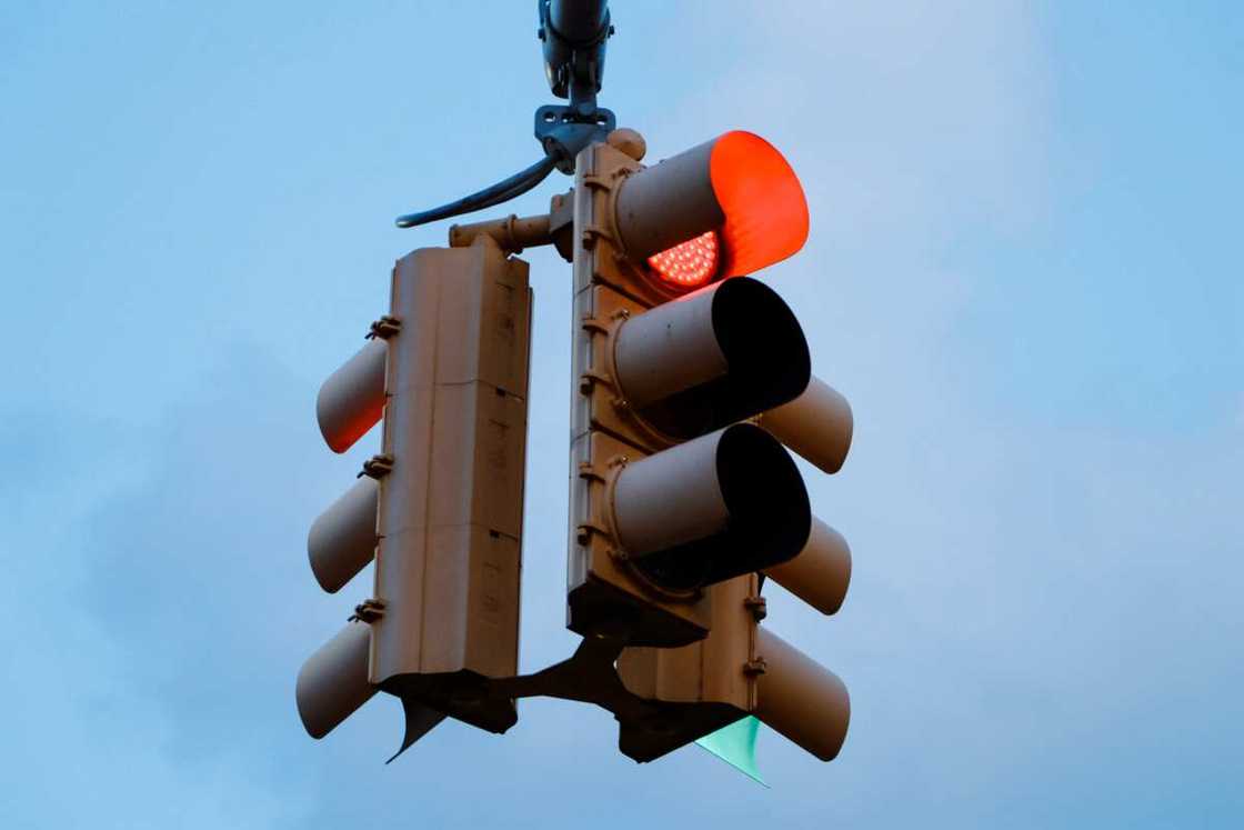 traffic light signals meaning traffic light signals meaning