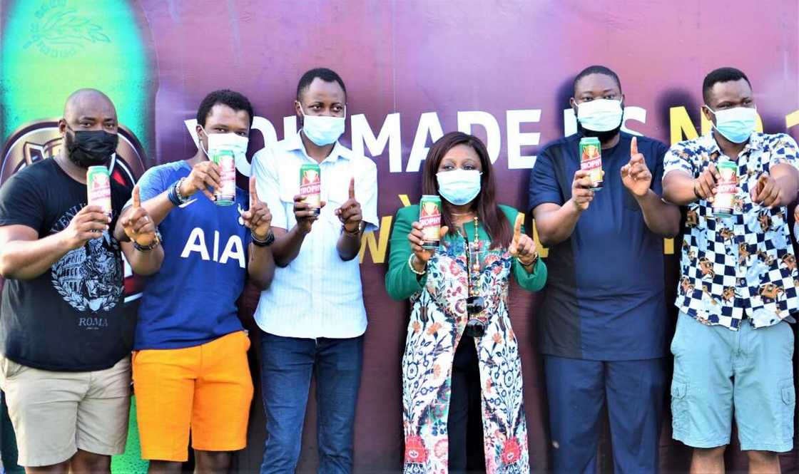 Trophy Celebrates Leading Beer Brand Position with Unveiling of Tallest Beer Bottle Trophy Celebrates Leading Beer Brand Position with Unveiling of Tallest Beer Bottle