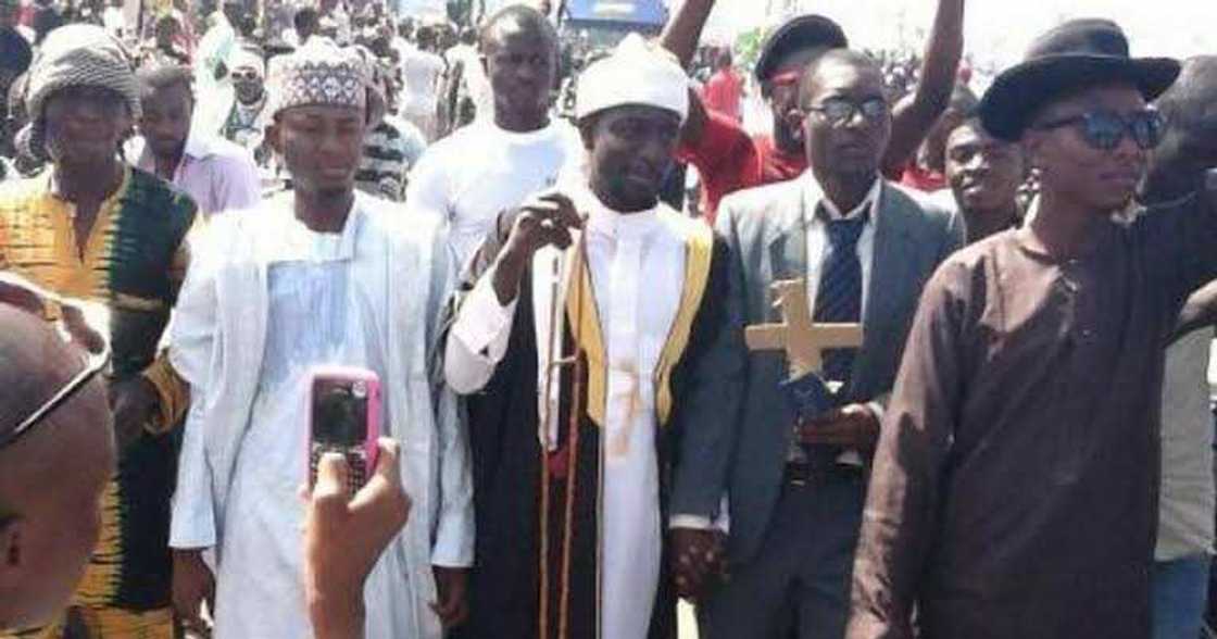 Yadda aka yi sallar rokon ruwa a jihar Borno Yadda aka yi sallar rokon ruwa a jihar Borno