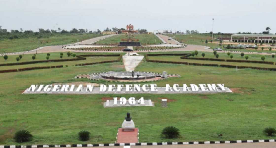 Yadda 'yan bindiga suka sace ɗalibin NDA kuma ɗan alƙali a Kaduna Yadda 'yan bindiga suka sace ɗalibin NDA kuma ɗan alƙali a Kaduna