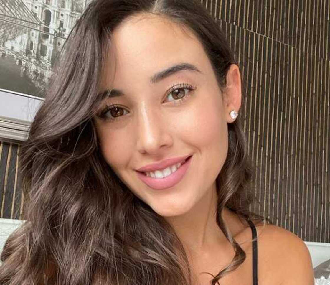 Angeline Varona Angeline Varona