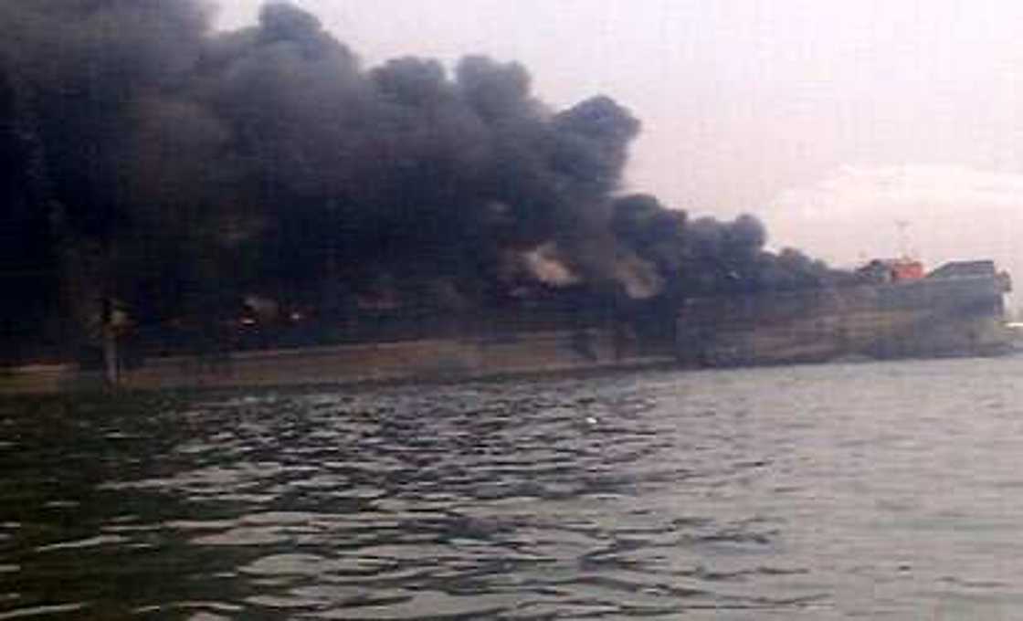 Fashola Blames MRS Fire Disaster On FG Fashola Blames MRS Fire Disaster On FG