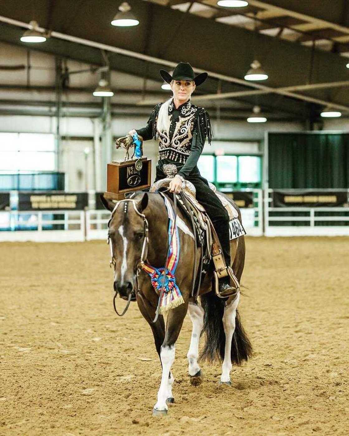 Erin Bradshaw Erin Bradshaw