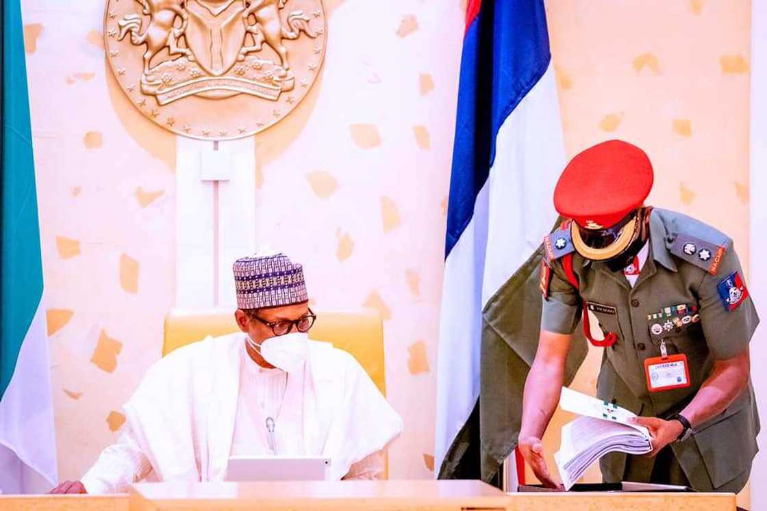 BREAKING: Buhari seeks new N2.342tr external loan BREAKING: Buhari seeks new N2.342tr external loan