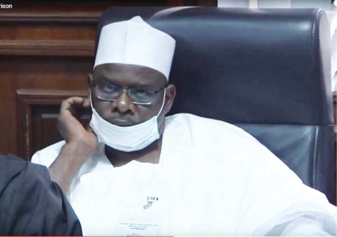 Hukumar kurkukun Kuje ta saka takunkumi, ta hana 'yan majalisa ganin Ndume Hukumar kurkukun Kuje ta saka takunkumi, ta hana 'yan majalisa ganin Ndume