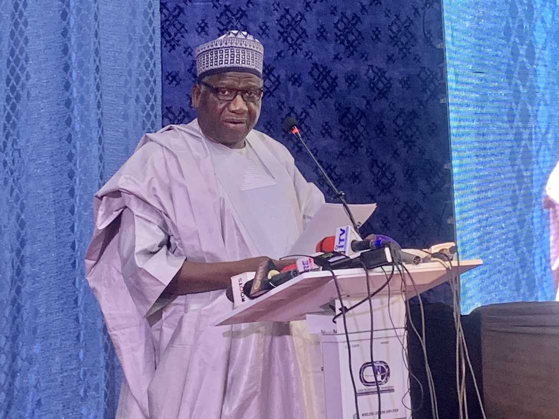 Shugaban jam'iyyar ADP ya ba gwamnatin Tinubu shawara kan matsin tattalin arziki Shugaban jam'iyyar ADP ya ba gwamnatin Tinubu shawara kan matsin tattalin arziki