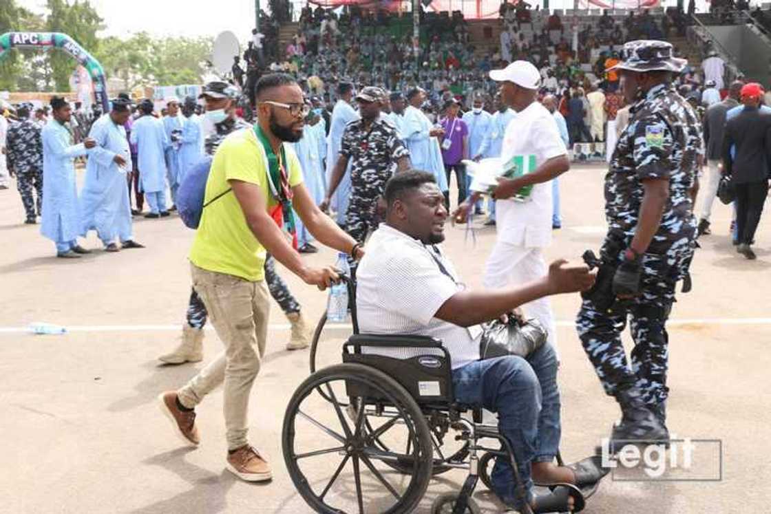 6 Chairmanship Aspirants Step Down, Write Crucial Letter To Buhari Ahead Of APC Convention 6 Chairmanship Aspirants Step Down, Write Crucial Letter To Buhari Ahead Of APC Convention