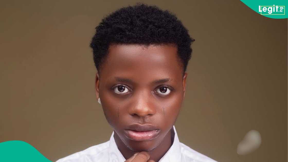 Destiny Boy’s father reveals who still checks on him after many people stopped visiting following singer’s burial