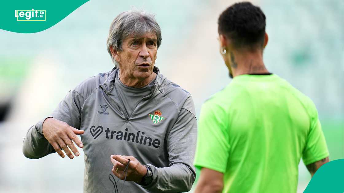 Manuel Pellegrini, Antony, Real Betis Balompie, Stadion Wroclaw, Wroclaw, Poland, UEFA Europa Conference League. Manuel Pellegrini, Antony, Real Betis Balompie, Stadion Wroclaw, Wroclaw, Poland, UEFA Europa Conference League.