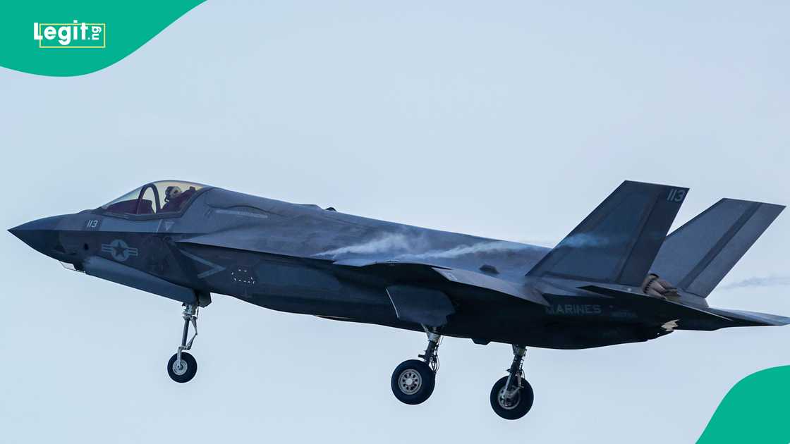 Iran ta yi ikirarin lalata jirgin yakin Amurka