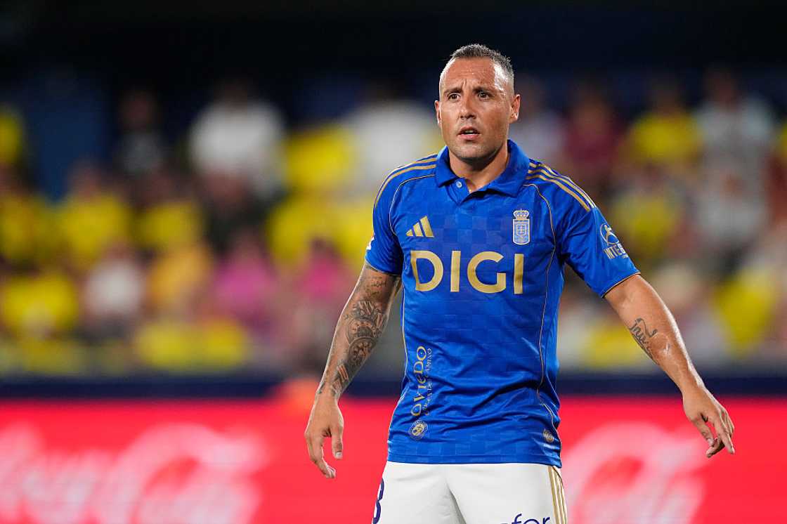 Santi Cazorla at Estadio de la Ceramica Santi Cazorla at Estadio de la Ceramica