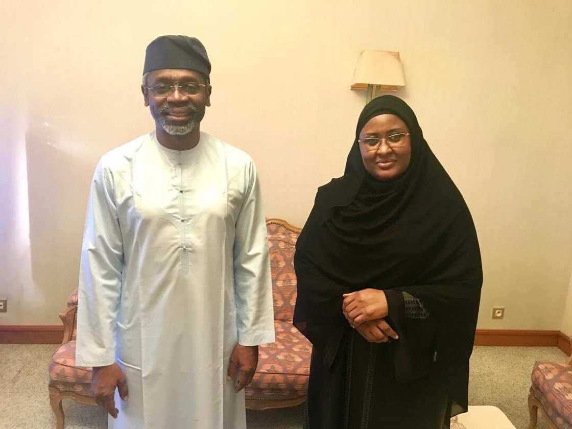 Gbajabiamila ya gamu da Aisha Buhari a Makkah Gbajabiamila ya gamu da Aisha Buhari a Makkah