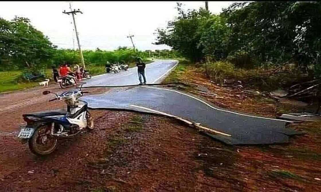 Tashin hankali: Masu garkuwa da mutane sun 'kwace' iyakokin jihohi 2 a Najeriya Tashin hankali: Masu garkuwa da mutane sun 'kwace' iyakokin jihohi 2 a Najeriya