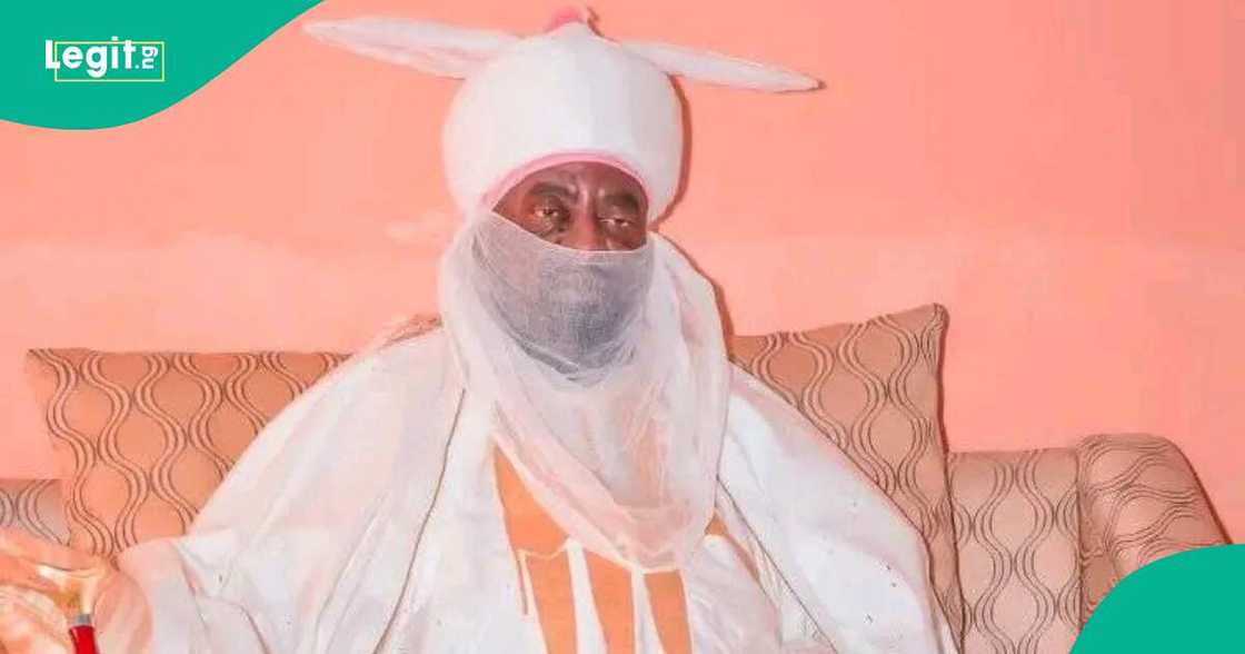 Aminu Ado ya ziyarci kasuwar waya bayan iftila'in gobara Aminu Ado ya ziyarci kasuwar waya bayan iftila'in gobara