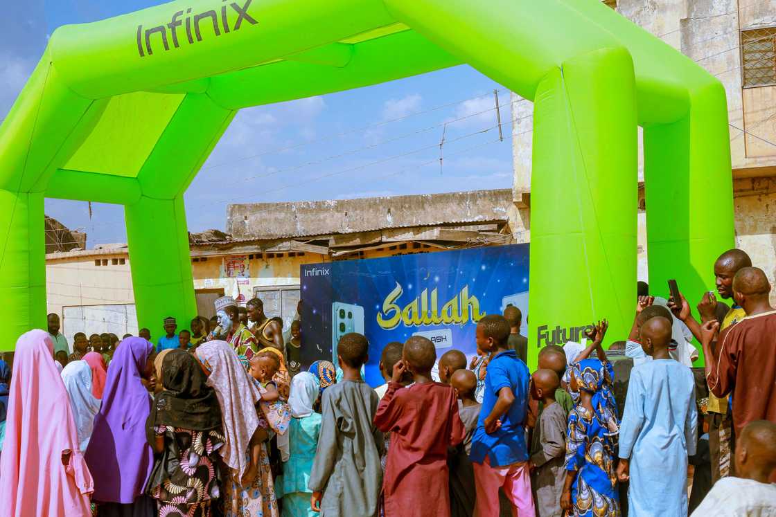 Infinix Nigeria Spreads Joy This Sallah with CSR and Customer Rewards Infinix Nigeria Spreads Joy This Sallah with CSR and Customer Rewards