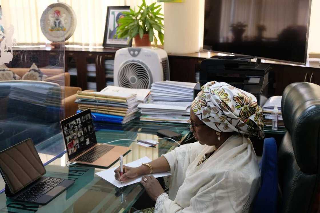 FG advises Nigerians to claim dormant account balances, unclaimed dividends now