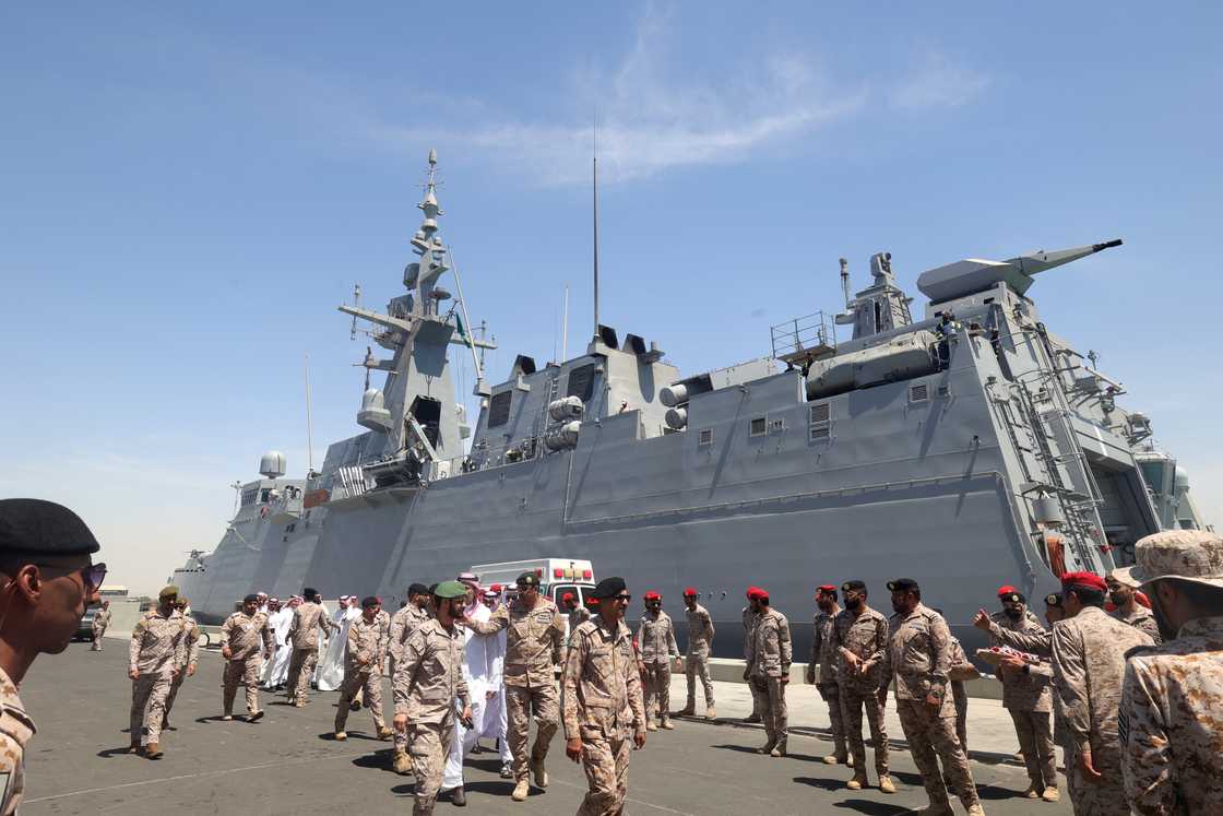 Saudiyya ta kulla kawance da kasashe 8 don tsaron taku Saudiyya ta kulla kawance da kasashe 8 don tsaron taku