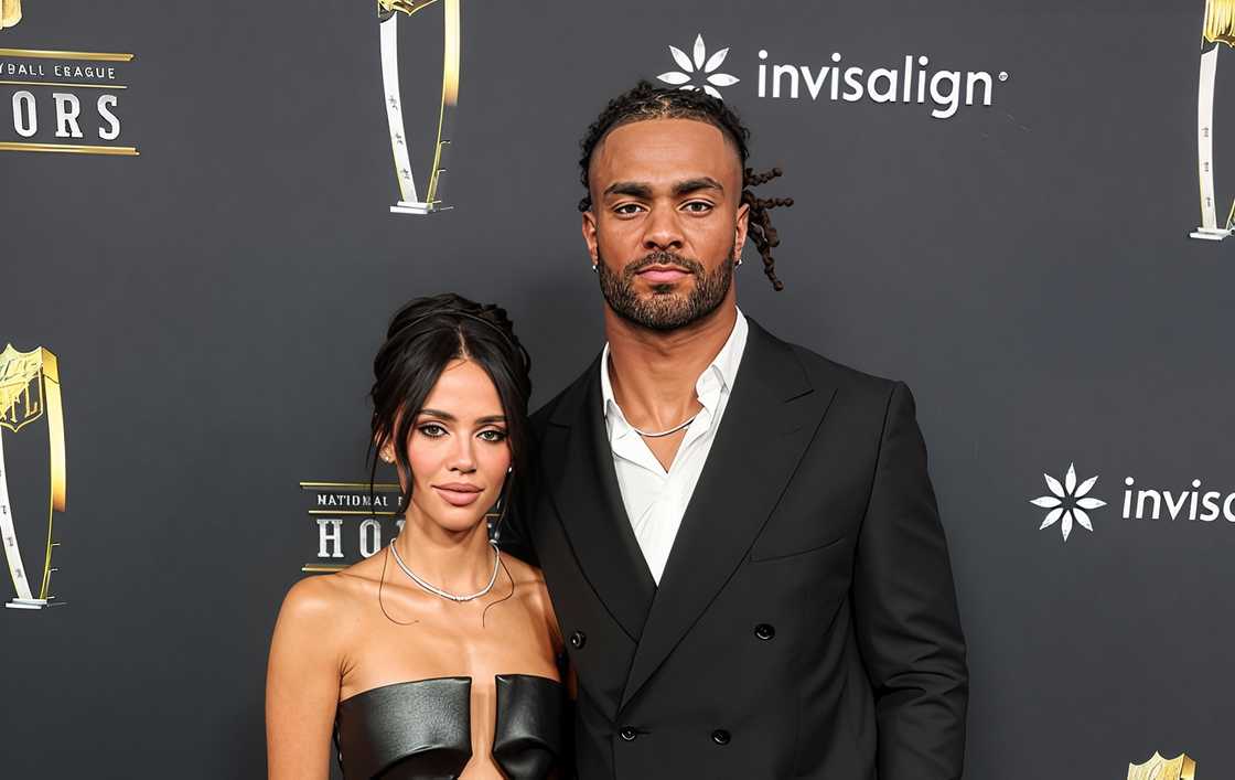 Sydney Warner and Fred Warner pose for a photo Sydney Warner and Fred Warner pose for a photo