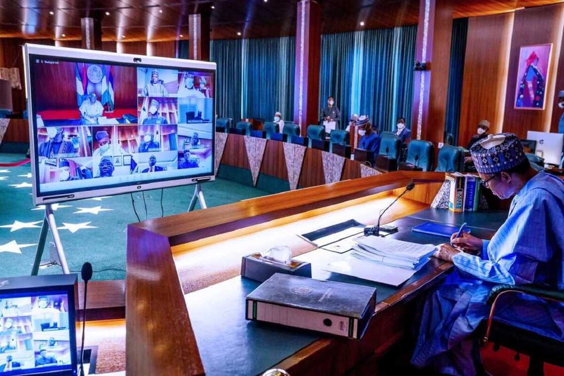 FEC ta yarda a batar da N9.44bn a kan gyara tituna da aikin wuta a Najeriya FEC ta yarda a batar da N9.44bn a kan gyara tituna da aikin wuta a Najeriya