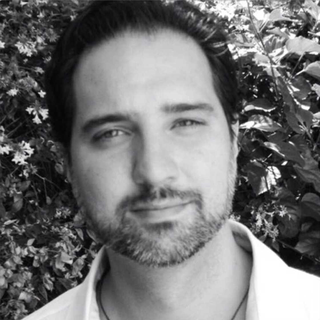 Verizon commercial actors Verizon commercial actors