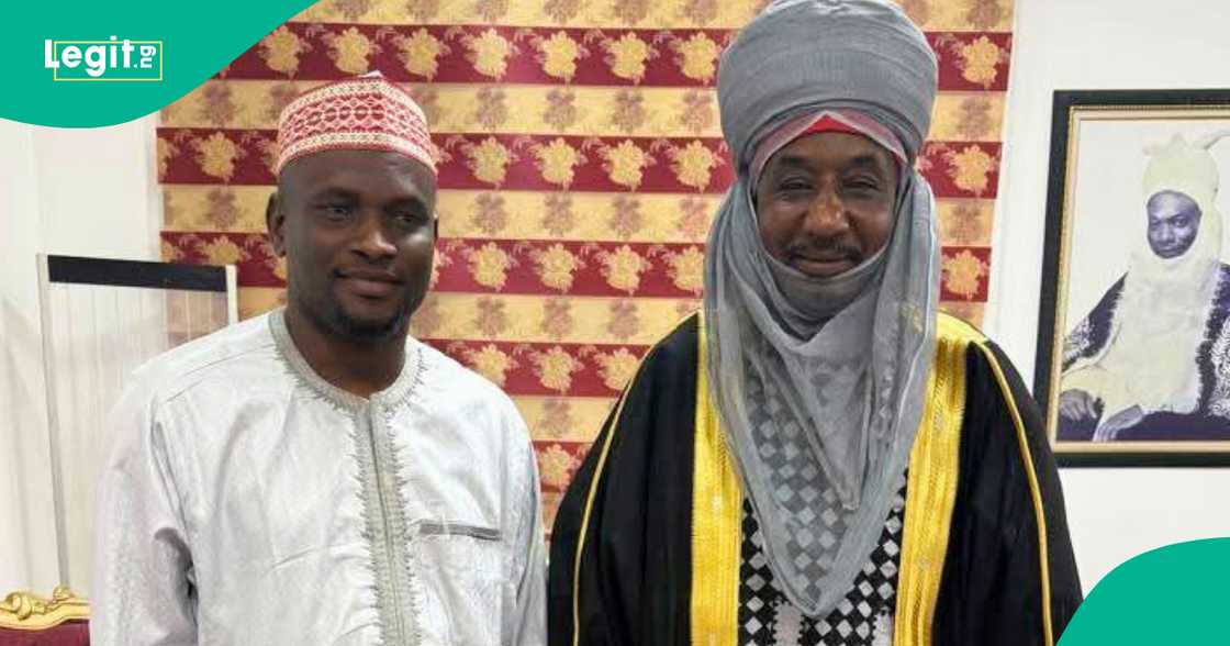 An gana da Sarkin Kano jim kadan bayan buda baki a yammacin Talata An gana da Sarkin Kano jim kadan bayan buda baki a yammacin Talata