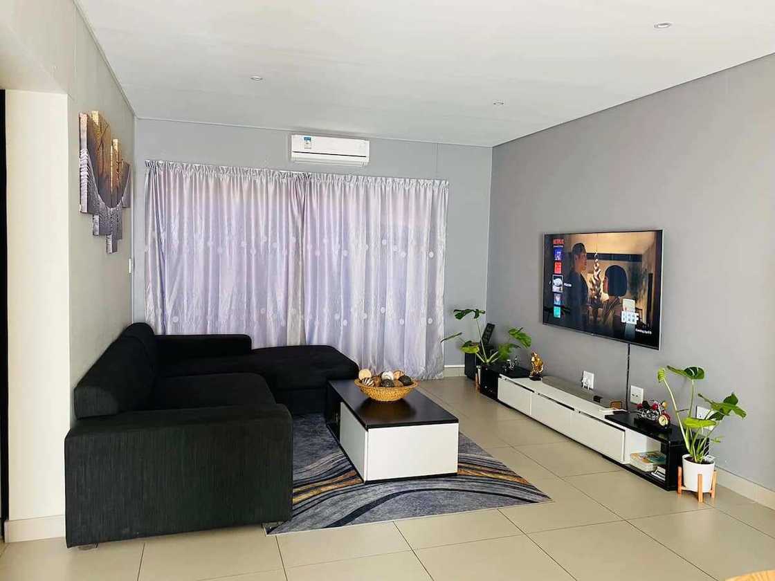 Her living is spacious/cool interior setup. Her living is spacious/cool interior setup.