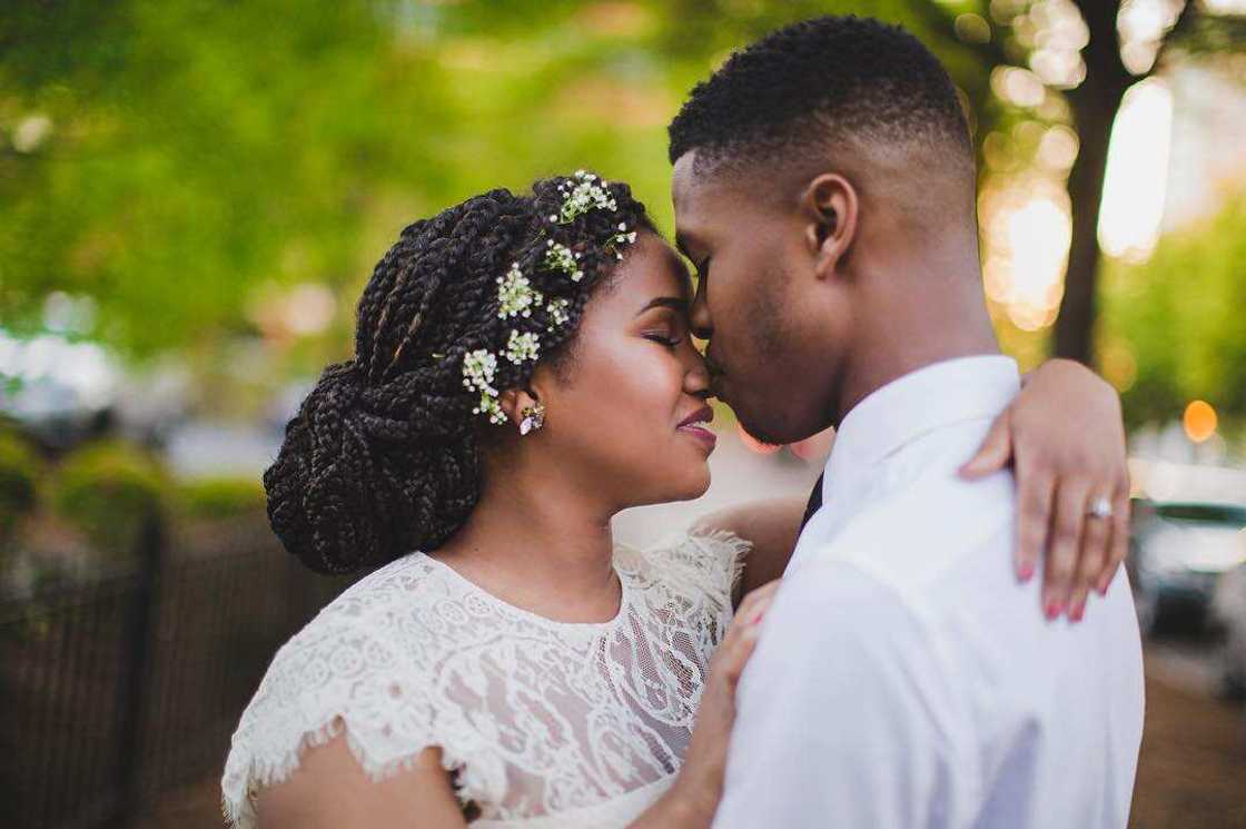 proposing a girl proposing a girl