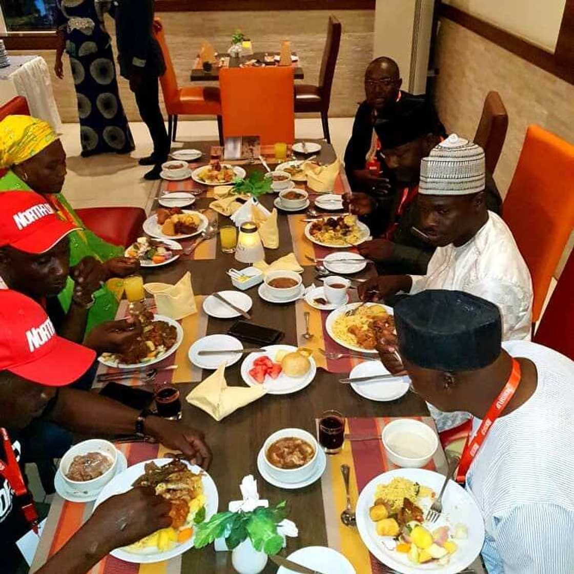 Neman mafita: 'Yan Kannywood sun dukufa addu'o'i da azumi Neman mafita: 'Yan Kannywood sun dukufa addu'o'i da azumi