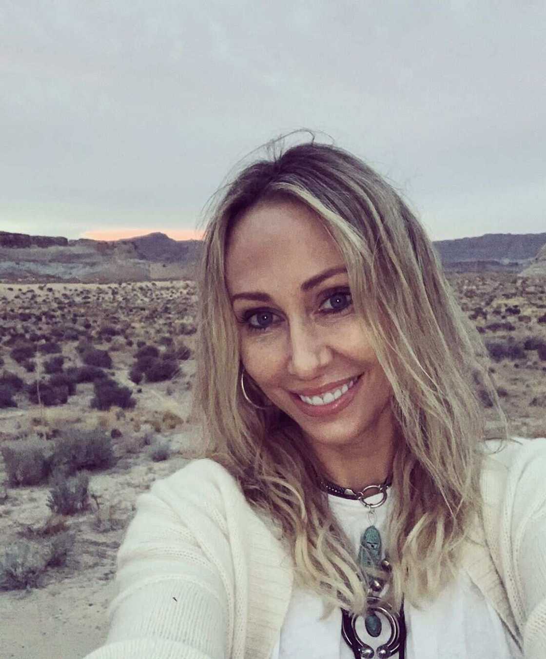 Tish Cyrus Tish Cyrus