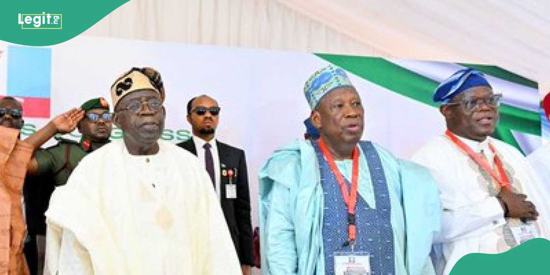 Tinubu attends APC NEC